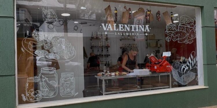 Valentina Salumeria e Restaurante anuncia nova unidade em São Caetano do Sul e consolida expansão no ABCD 45 6ddc114d 6bfc 409b 9ea7 0f5855177fb0