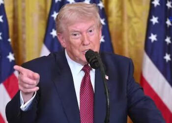Tensão no Oriente Médio: reunião entre Irã e EUA pode levar Trump a decidir sobre possível ataque