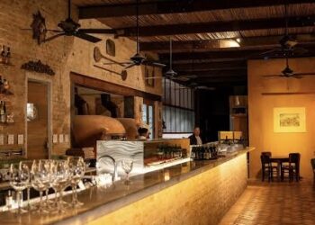 Villa Napoli Pizza Bar transforma tradição italiana em uma experiência que conquista São Paulo pelo sabor, pela história e pela alma