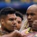 Brasil vence o Japão de virada e garante classificação às oitavas de final da Copa