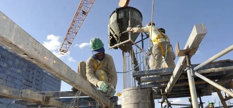 Construção civil ganha novo impulso e reforça expectativas de crescimento para 2026