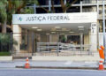 Quadrilha que desviou R$ 45 milhões de clientes da Caixa teria recebido informações vazadas da Justiça