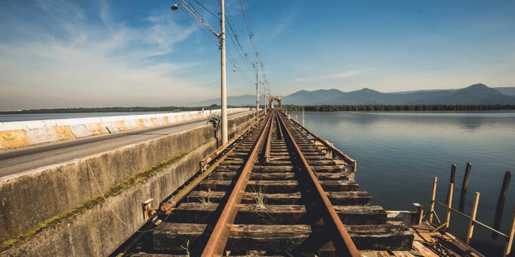 CPTM pede autorização para projeto de trem que promete ligar o litoral paulista ao interior; veja o trajeto previsto 45 CPTM pede autorização para projeto de trem que promete ligar o litoral paulista ao interior; veja o trajeto previsto