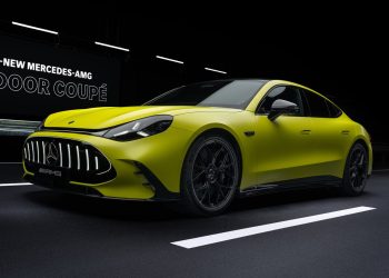 Mercedes-AMG GT 4-Door Coupé redefine o luxo elétrico e inaugura uma nova era de performance