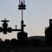 Petróleo cai enquanto mercado aguarda novas sanções dos EUA contra o Irã