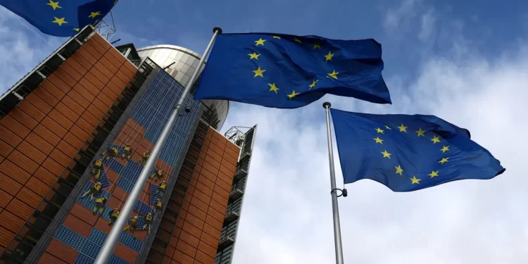 Eleitores islandeses rejeitam proposta para reiniciar negociações de adesão à União Europeia