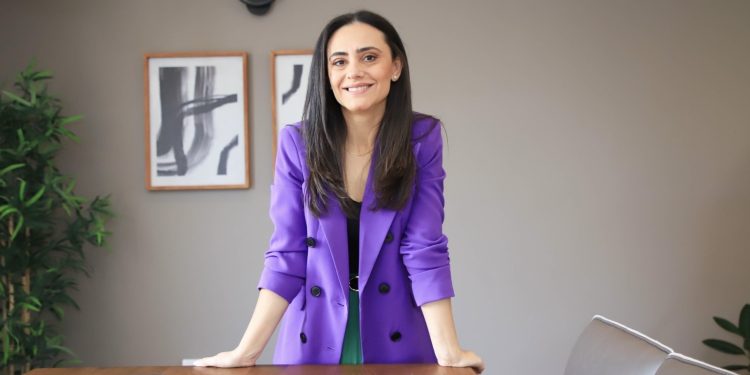 Elegância com Propósito Por Viviane Pratis