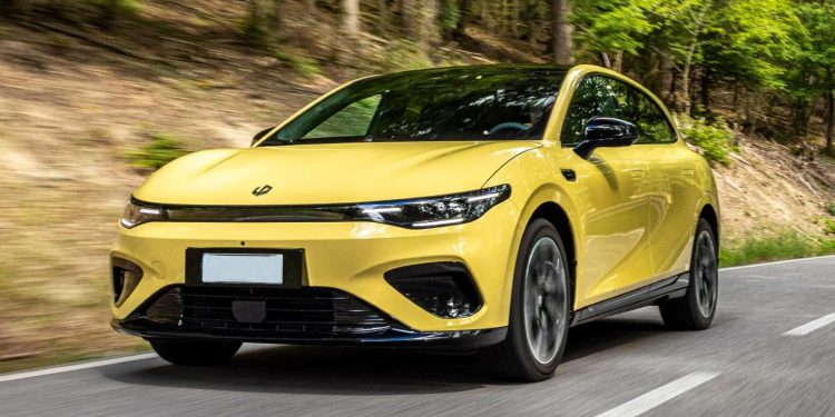 Leapmotor B05 chega ao Brasil e inaugura um novo capítulo entre os elétricos