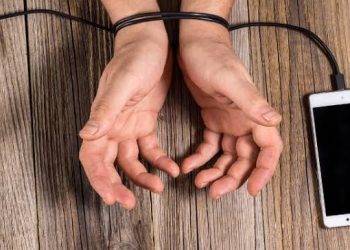 Depressão e excesso de telas: quando a hiperconexão começa a afetar a saúde mental