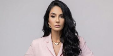 Outubro Rosa deve considerar a manutenção da identidade, saúde e beleza da paciente