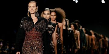 SPFW N61: transparências, artesania e identidade brasileira marcam as passarelas